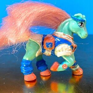 LITTLE BEAUTIES VTG 1991 WORKOUT GIRL MINIATURE  PONY PARTY FAVOR TOYS R US 2”